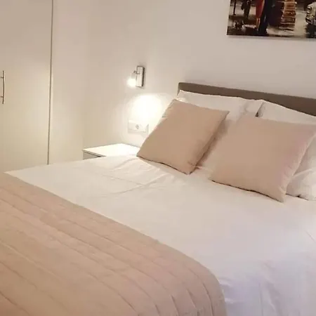 Spacious Modern Flat 100m2 In The Heart Of The Center *